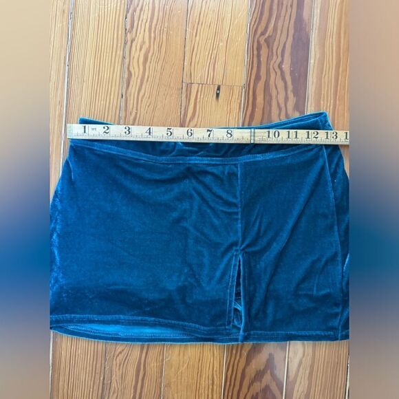 Urban Outfitters Velvet Skort - Picture 6 of 6
